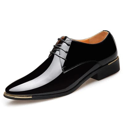 Chaussure italienne en cuir laqué 